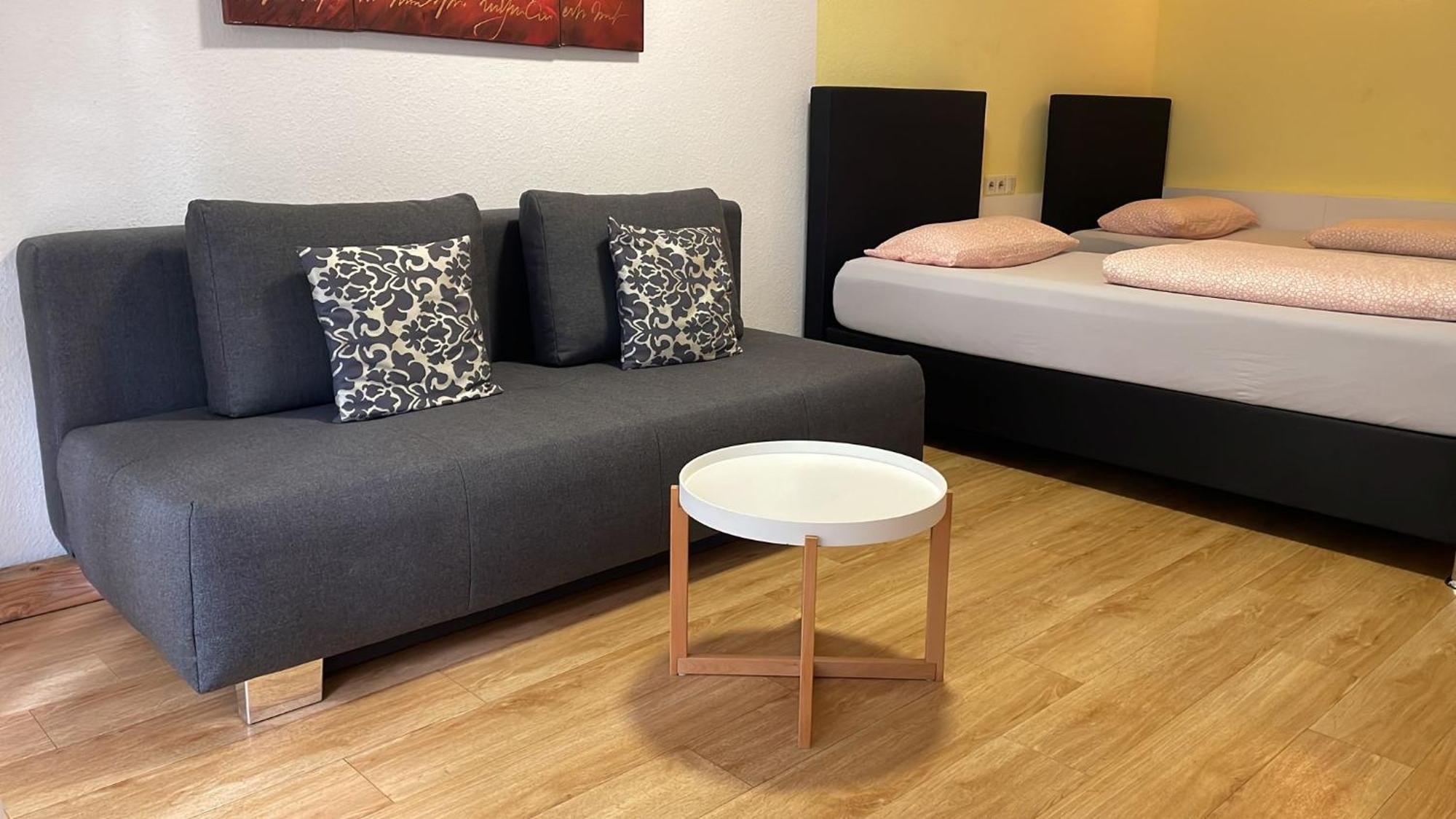 Apartment Metzingen City Zewnętrze zdjęcie
