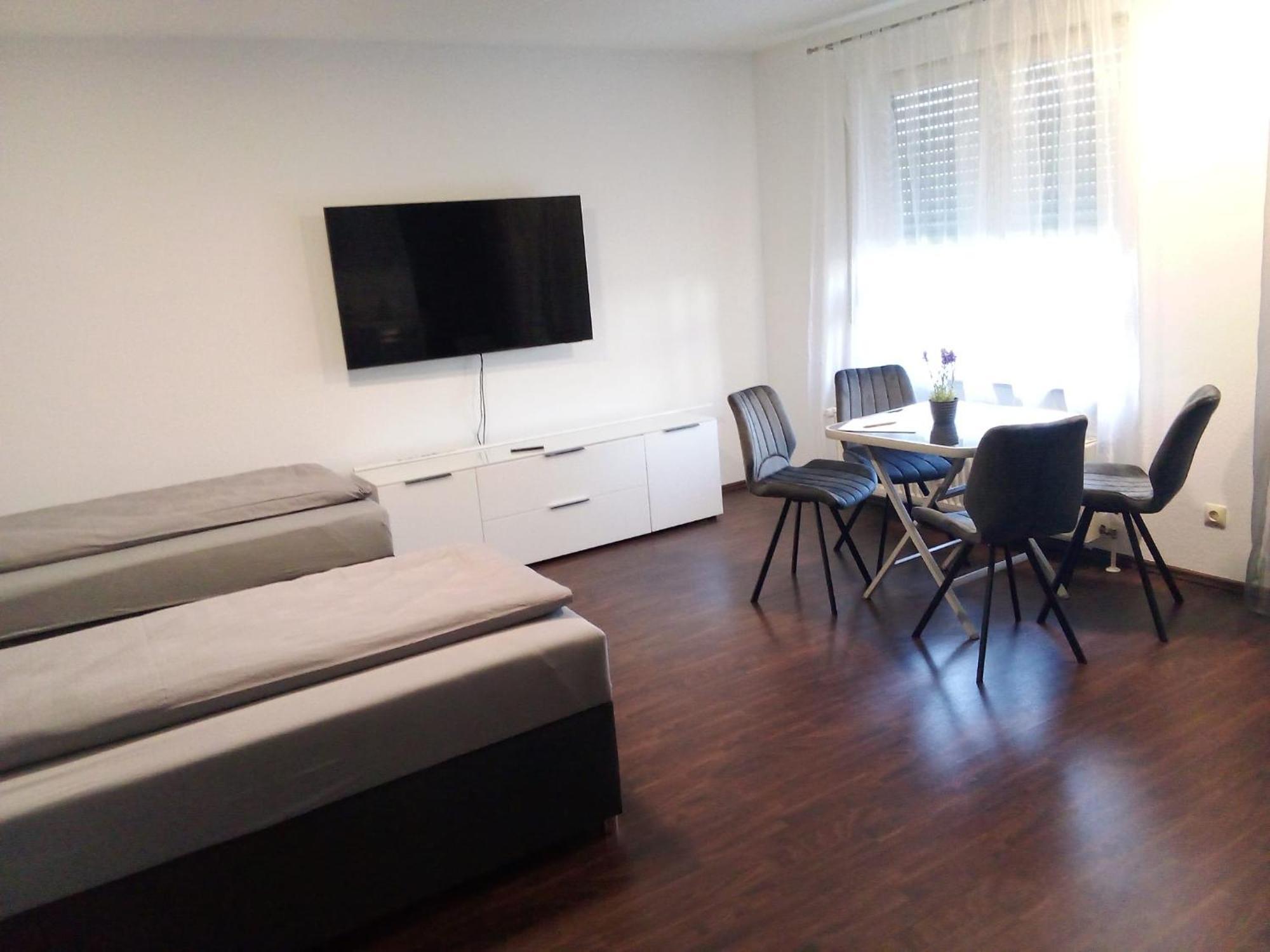 Apartment Metzingen City Zewnętrze zdjęcie